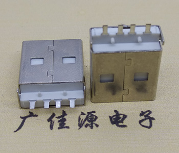 USB2.0A公帶柱板端公頭/插頭/公座,H=14mm沉貼板